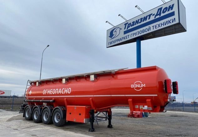 Полуприцеп-бензовоз Bonum 32 м3 4 оси