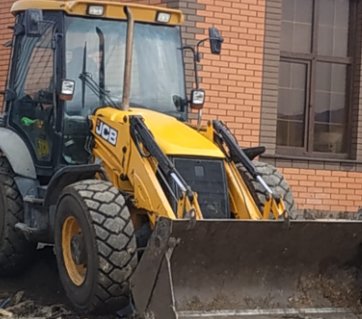 Трактор в аренду с быстрой подачей