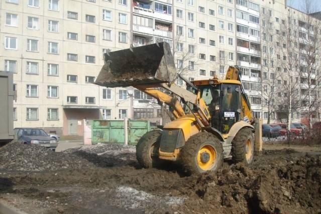 Аренда трактора экскаваторов-погрузчиков JCB4CX