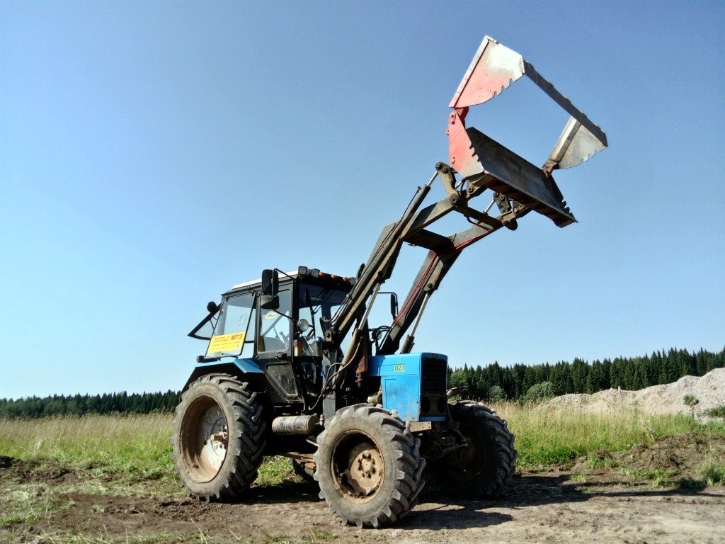 Аренда погрузчика МТЗ 82. 1