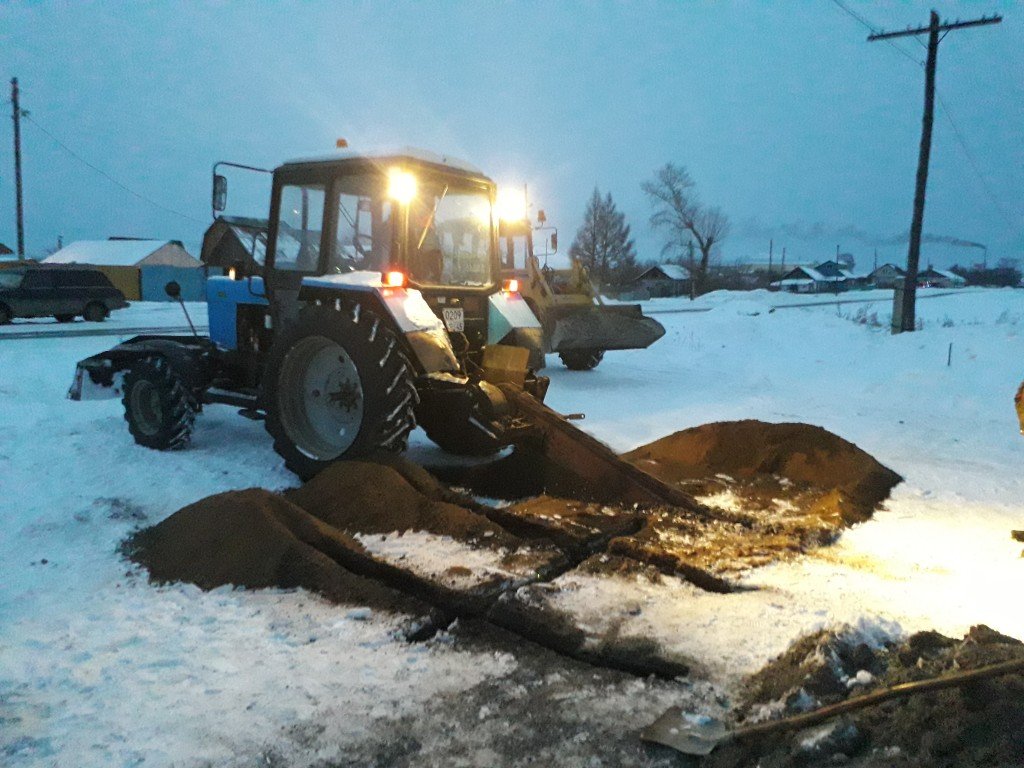 Услуги баровой МТЗ 82. 1 и Экскаватора погрузчика М