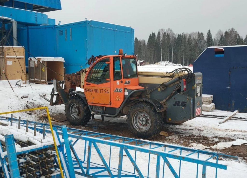 Услуги погрузчика JLG 3513, JLG 4017