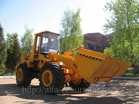 Фронтальный погрузчик JCB-3CX в аренду