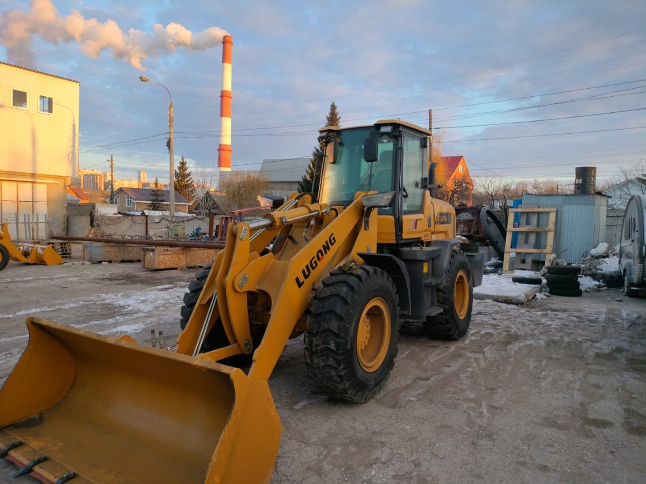 Фронтальный погрузчик вездеход аренда, услуги