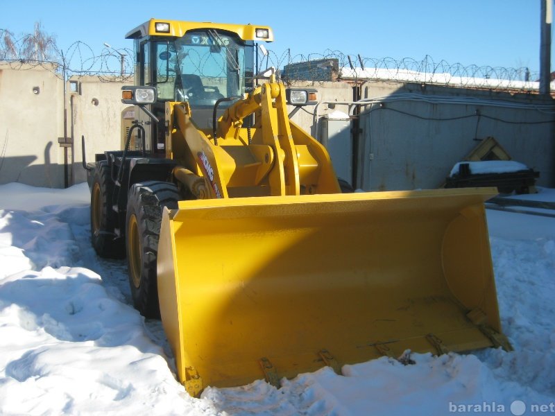 Фронтальный погрузчик XCMG LW300FN г. п 3 тонн