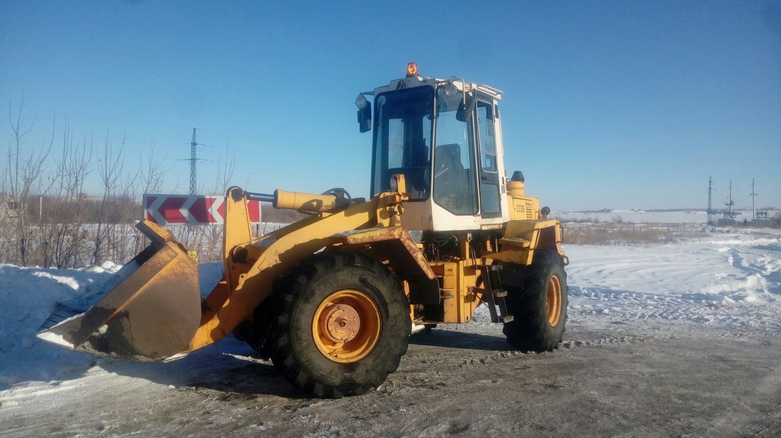 Услуги фронтального погрузчика Амкодор 333В