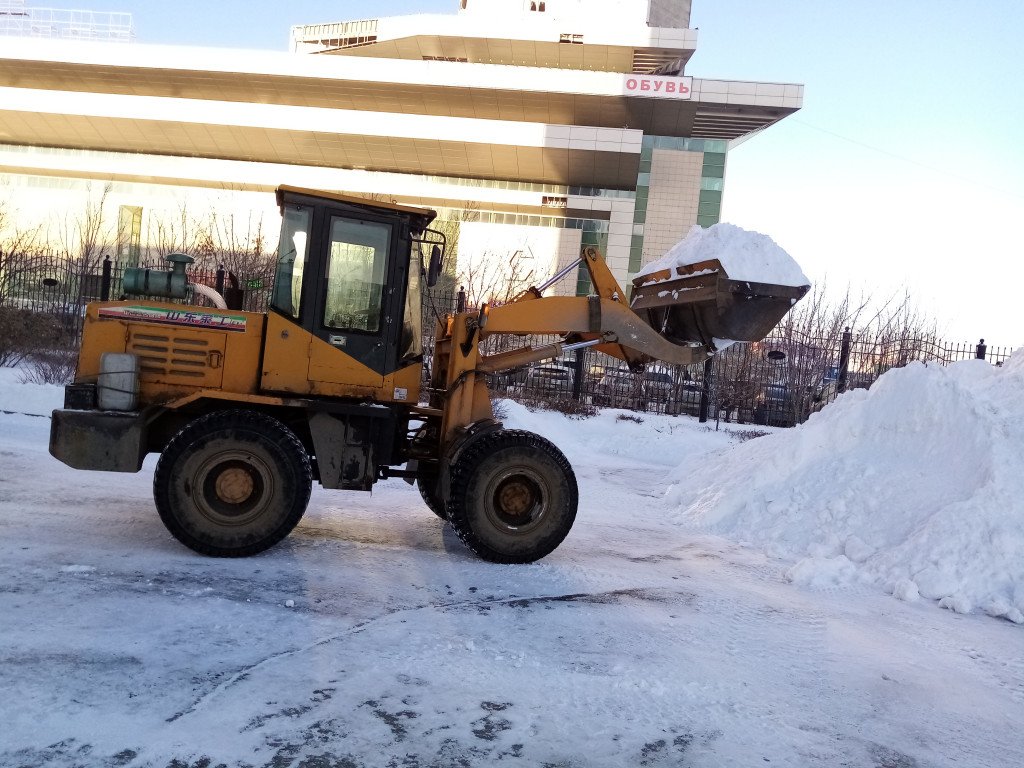 Фронтальный погрузчик аренда. Погрузочные работы