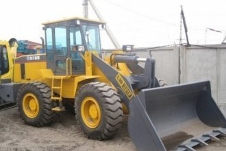 Услуги спецтехники Фронтальные погрузчики