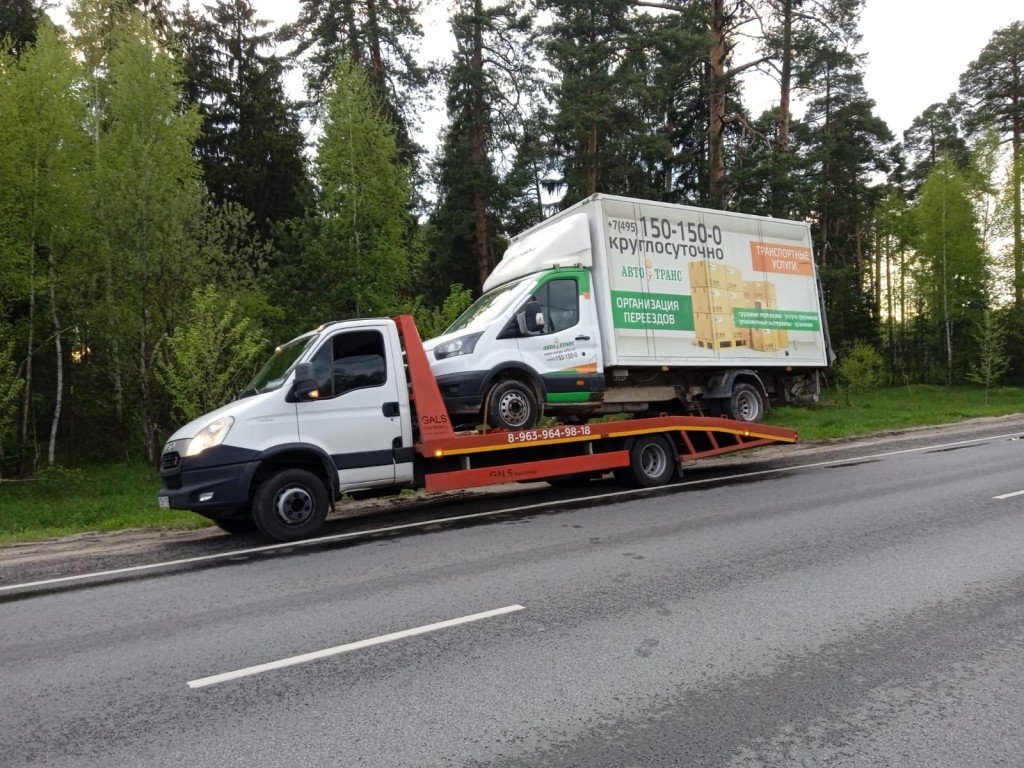 Эвакуатор, перевозка авто, техники