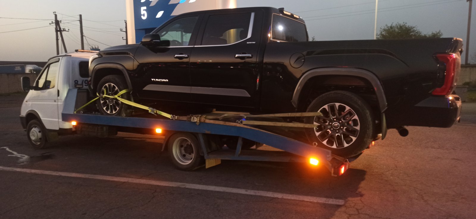 Перевозка авто по России 3 тн. Эвакуатор вызвать
