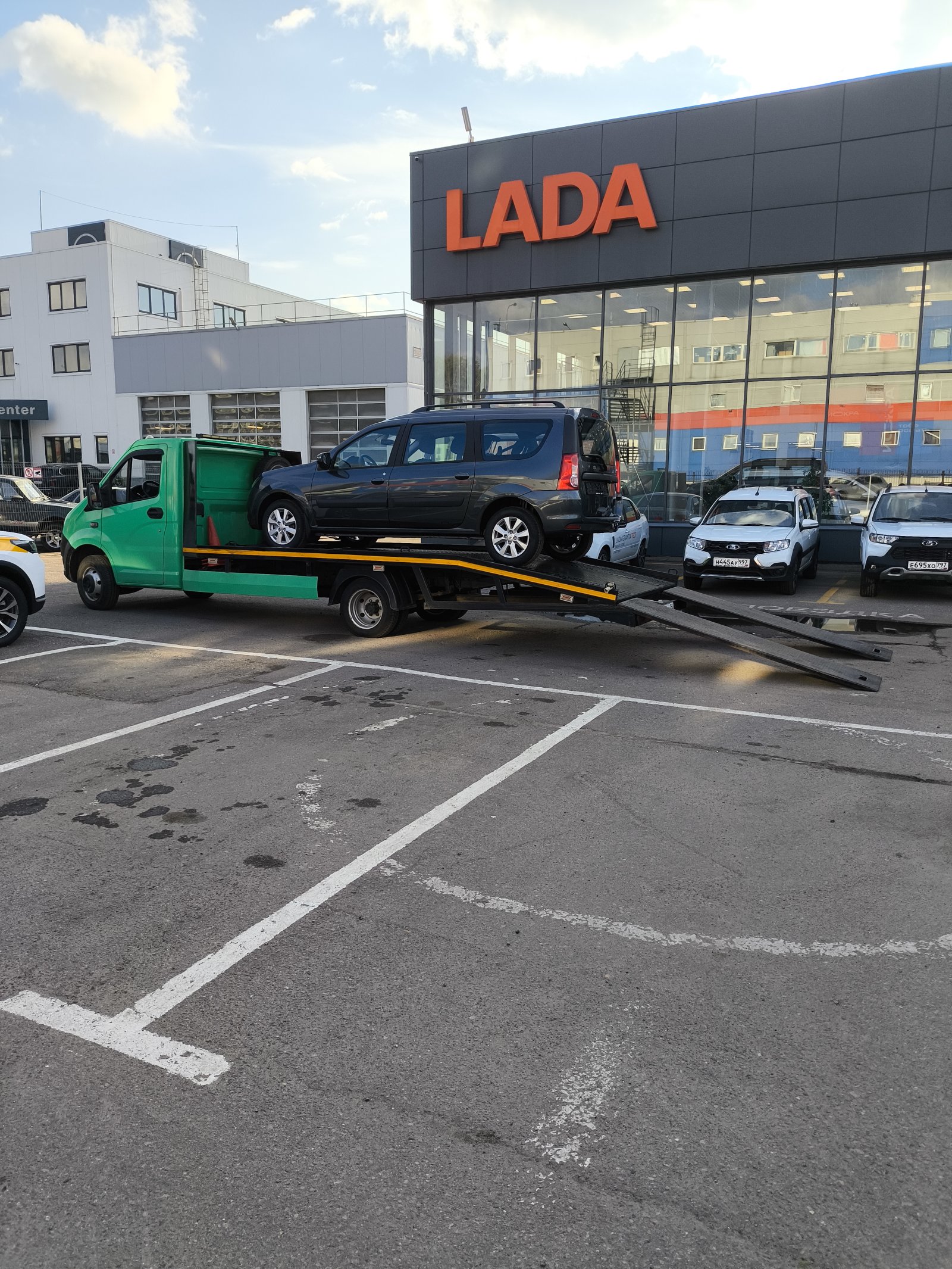 Эвакуатор вызвать 24/7, тележки, стропы, лебедка