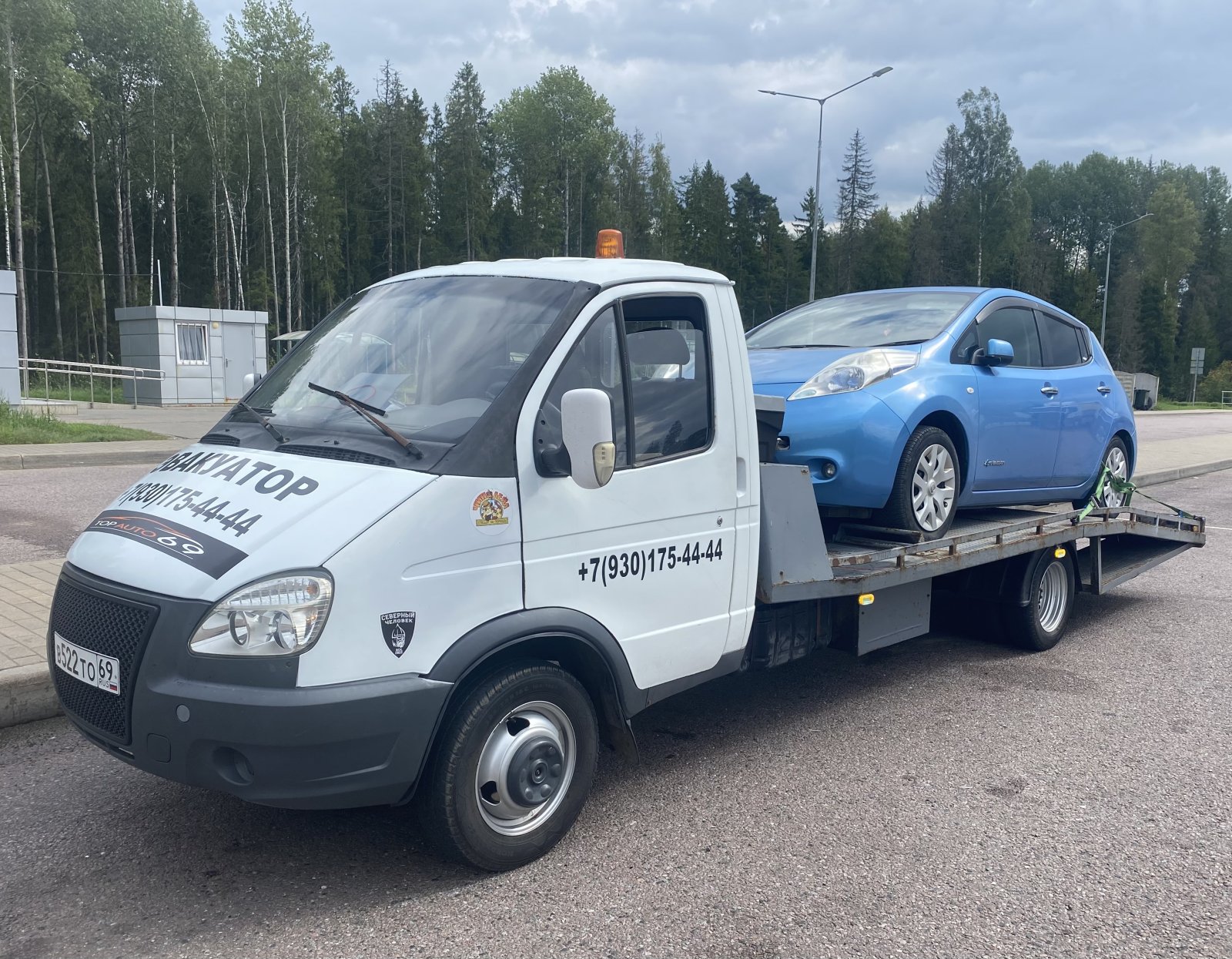Услуги Эвакуатора трассы м10, м11