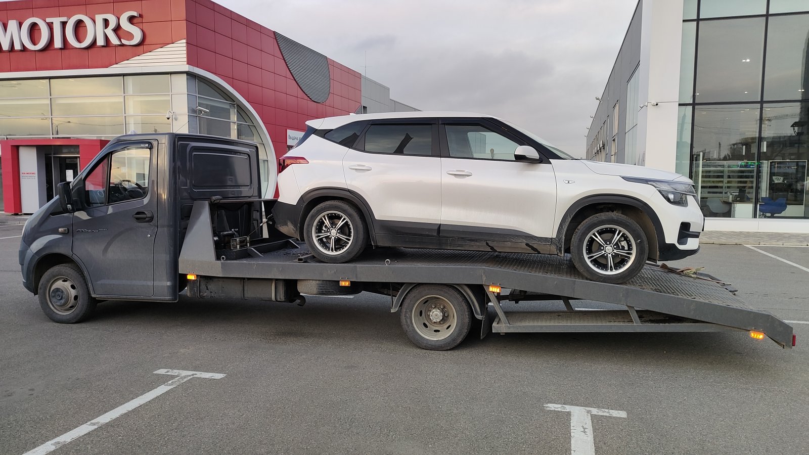 Эвакуатор Вызвать круглосуточно. 8-928-84-14-620