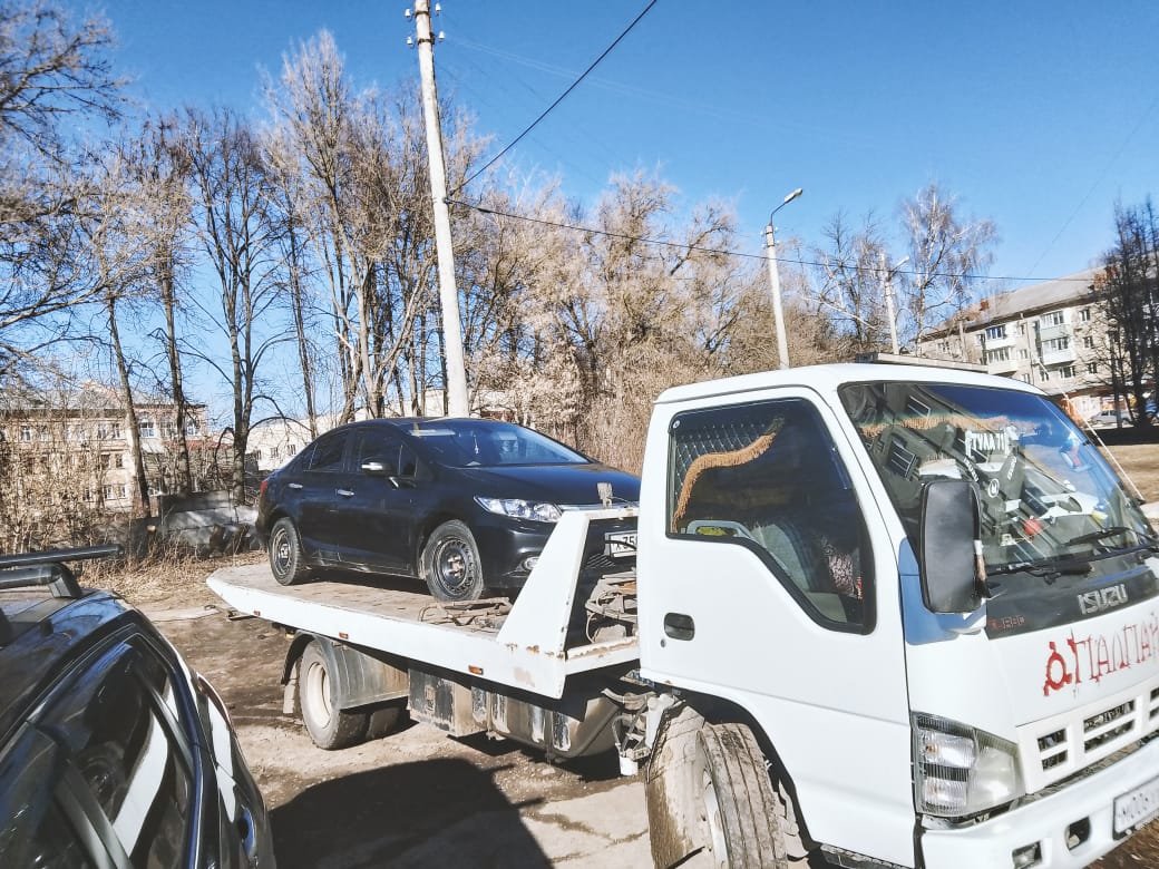 Эвакуатор с автосервисом, шиномонтажом