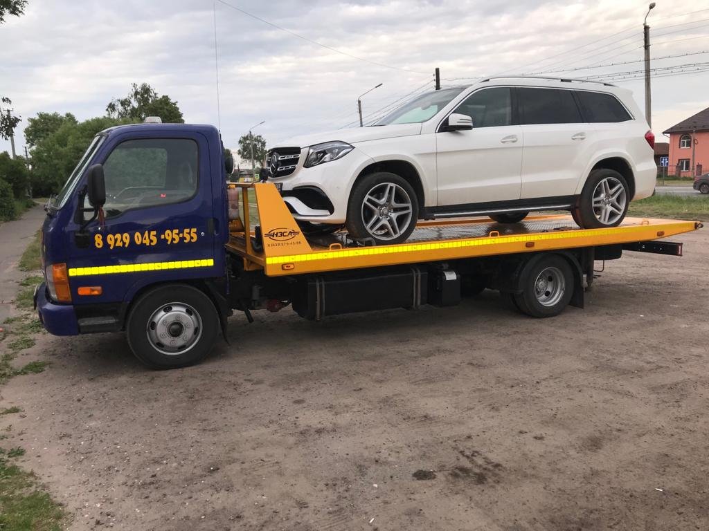 Эвакуатор HYUNDAI с весом 4 тонны вызвать
