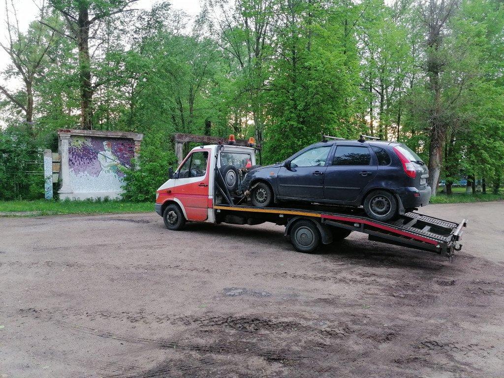 Эвакуатор со сходнями