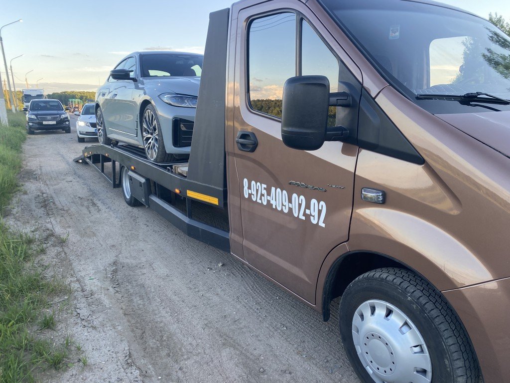Эвакуатор 24/7 для легковых и грузовых авто