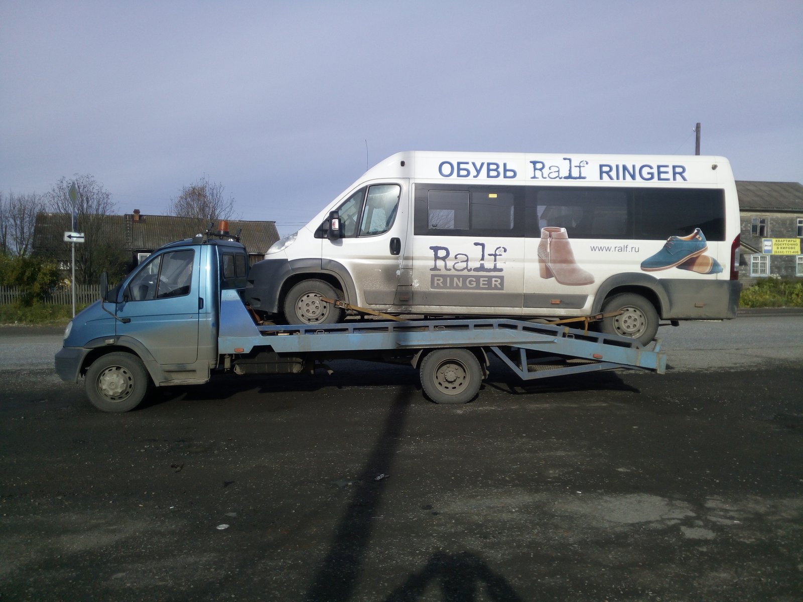 Услуги автоэвакуатора. Охраняемая автостоянка