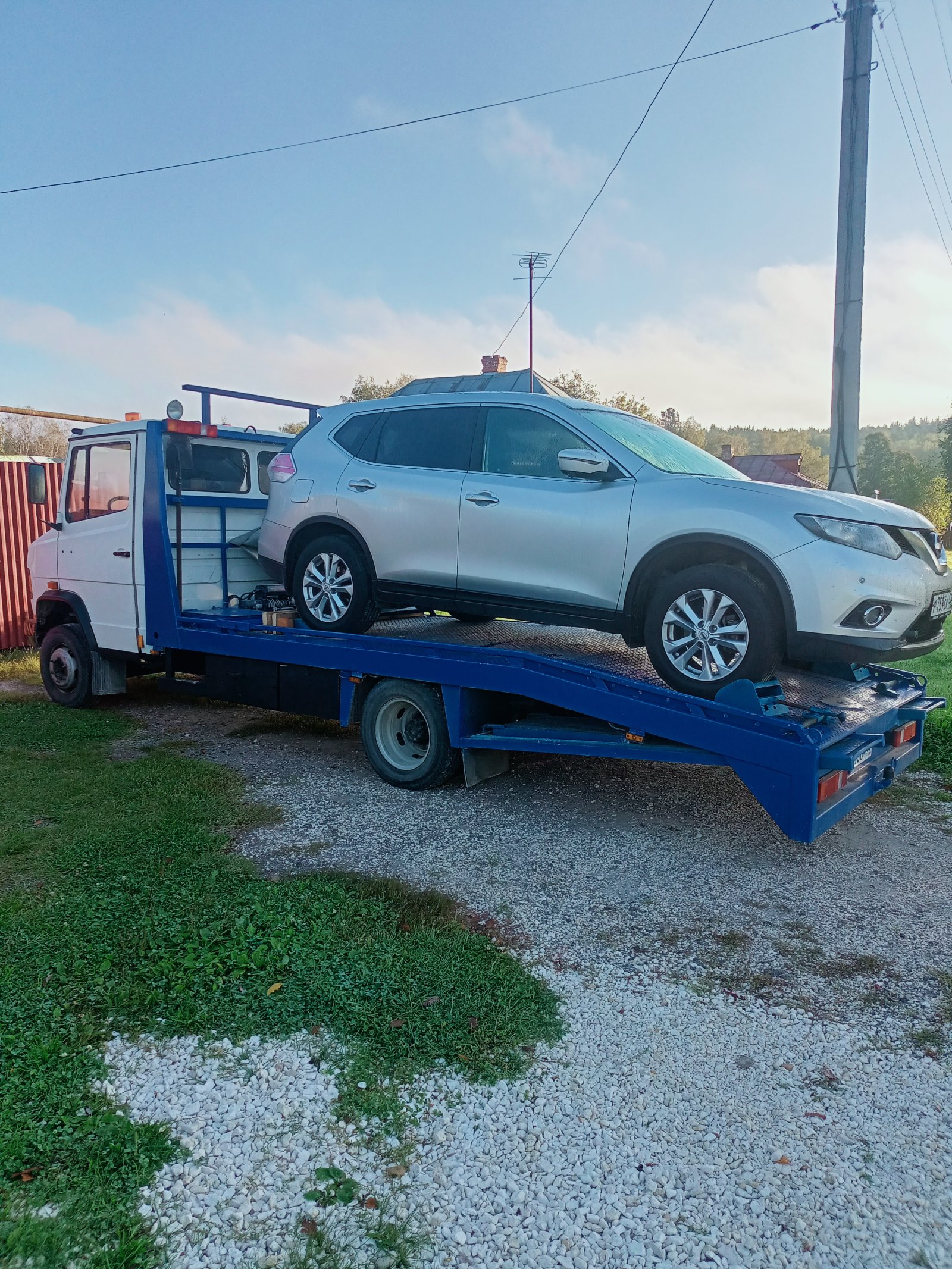 С лебедкой Эвакуатор вызвать. Автоэвакуация