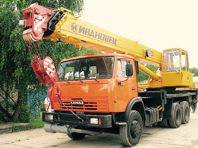 Автокран Ивановец 16 тонн с машинистом услуги