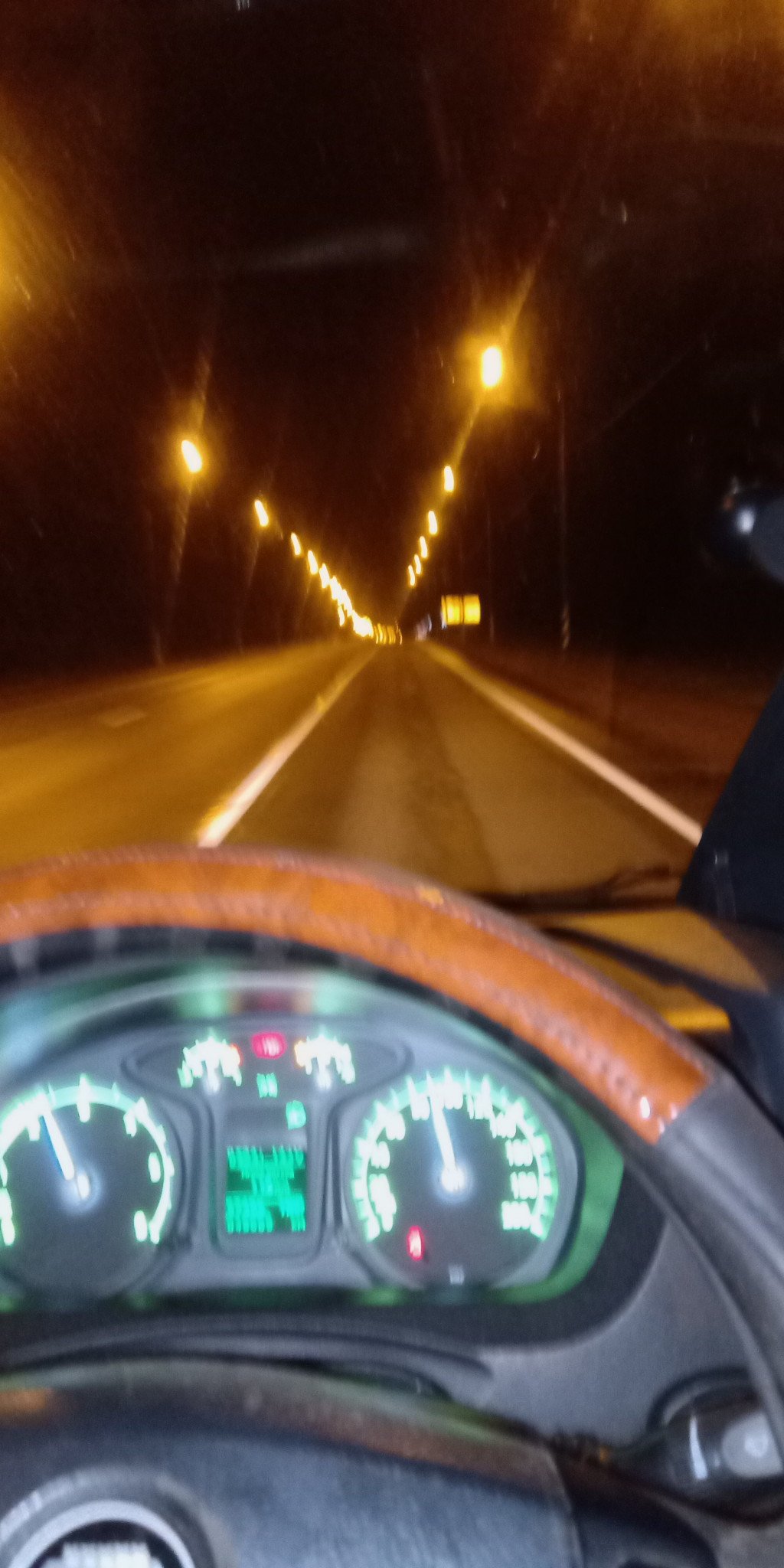 Автопомощь 24 / 7 перевозки на любые расстояния