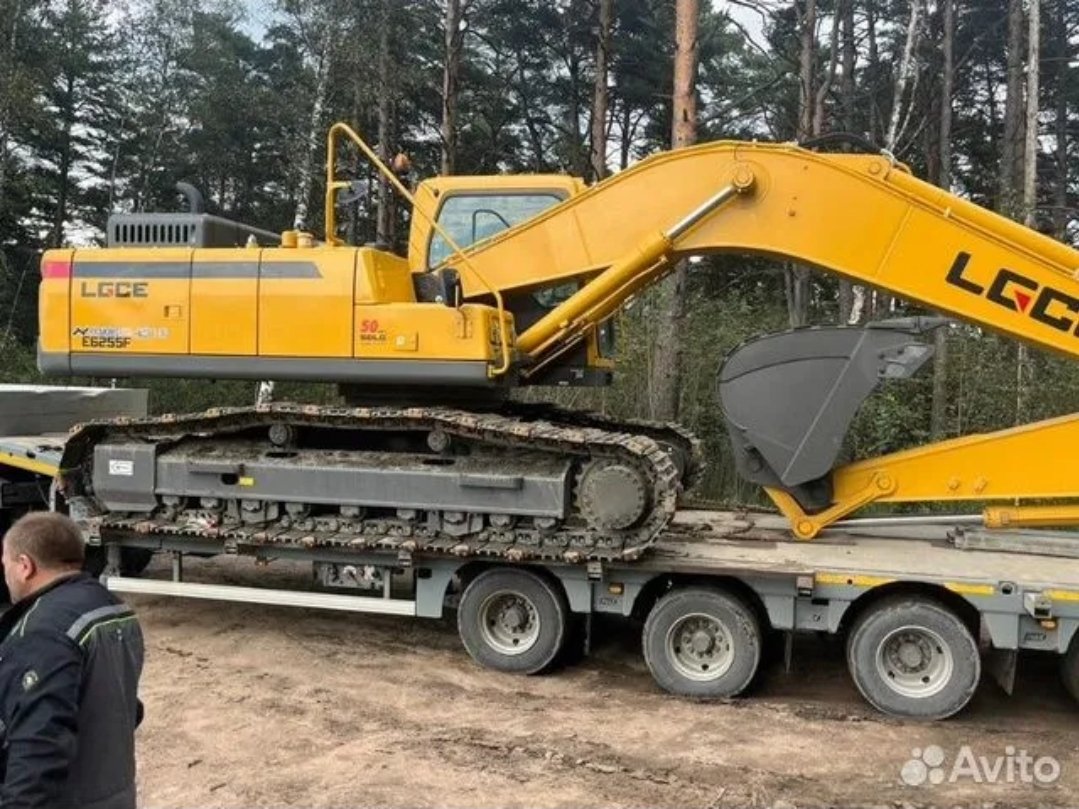 Экскаваторы в аренду SDLG E6300F