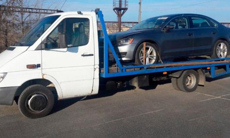 Эвакуация автомобиля от собственника