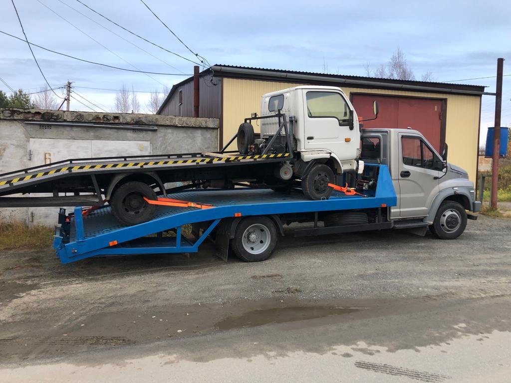 Эвакуатор вызвать. Перевозка автомобилей