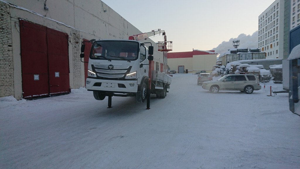 Услуги воровайки автовышки эвакуатора