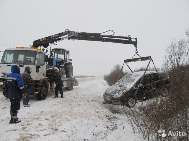 Услуги эвакуатора 8 911 622-52-25. Новгородская обл