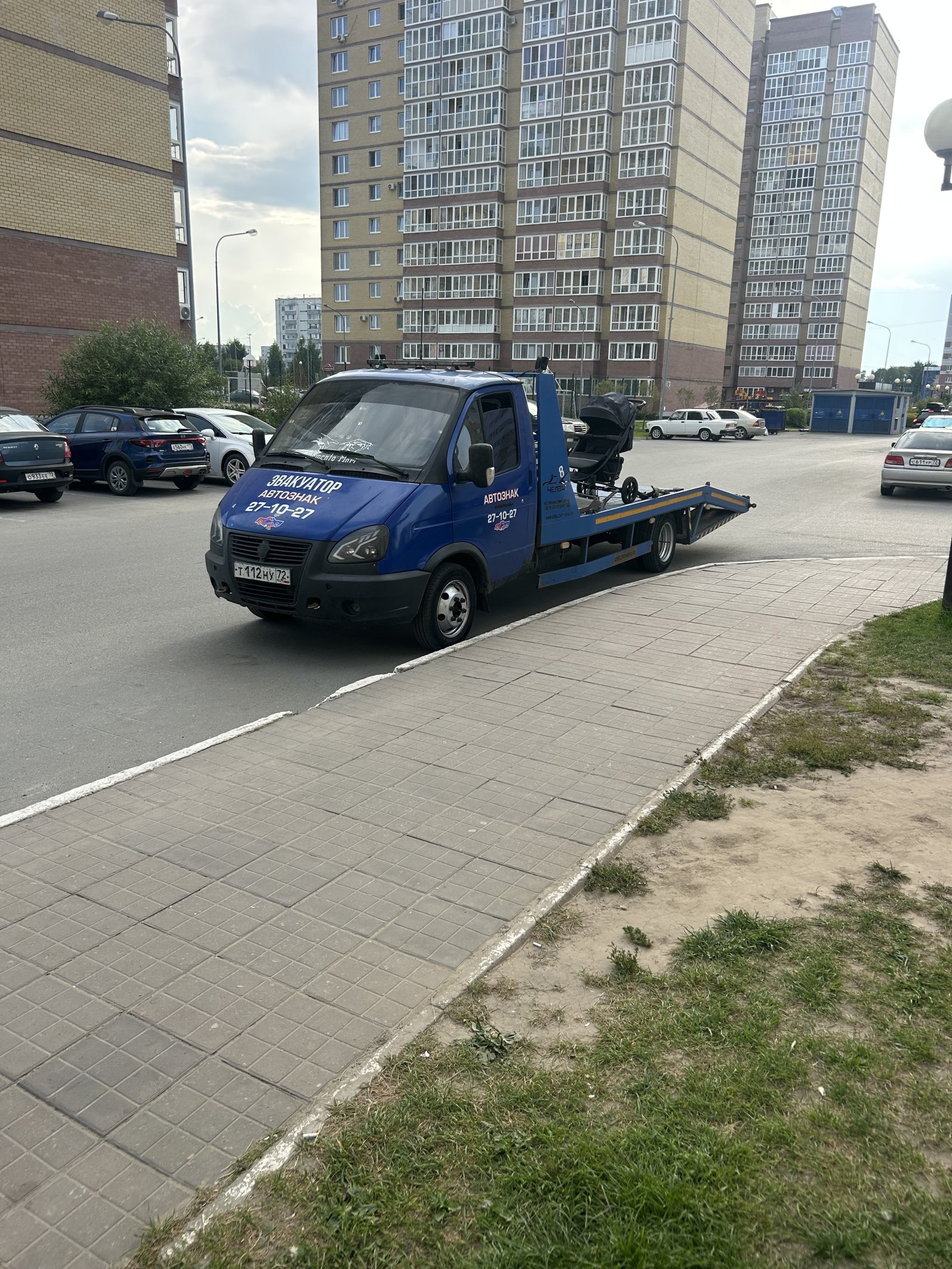 Эвакуация легковых автомобилей, мототехники