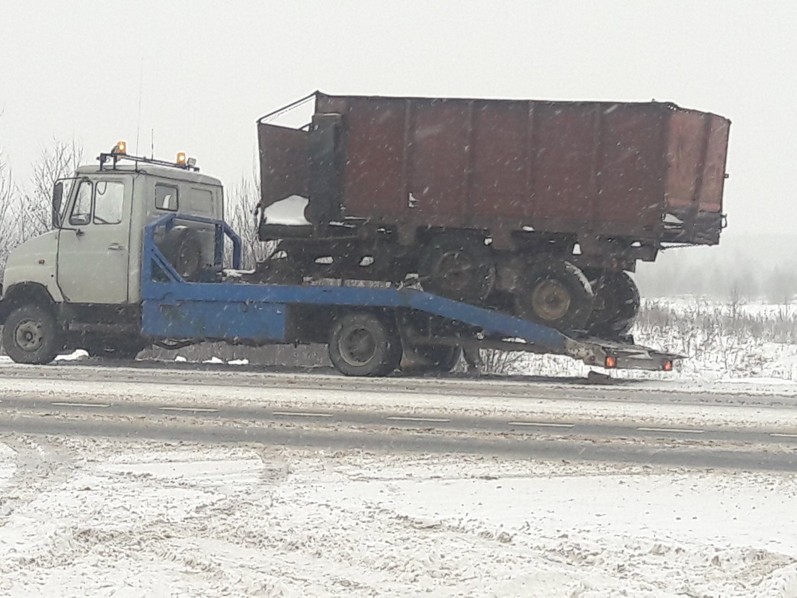 ЭВАКУАТОР 24 / 7 услуги 8-960-703-16-10 заказ