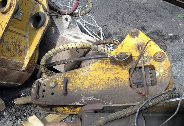 Гидромолот JCB HM