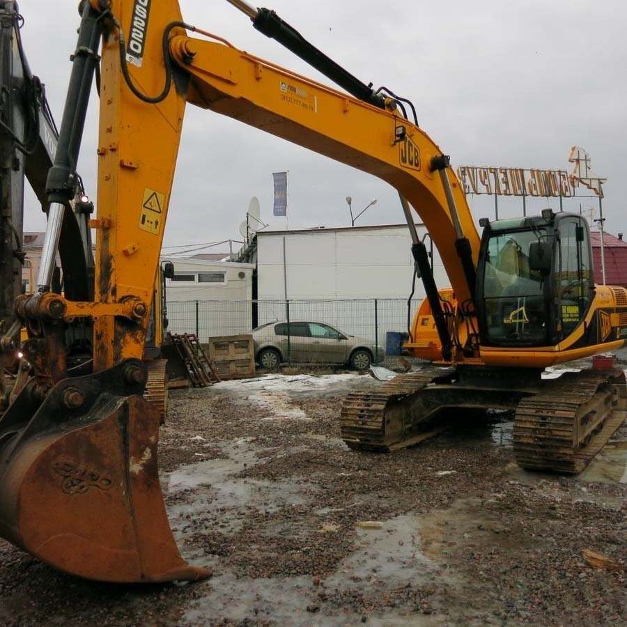 Сдам в аренду гусеничный экскаватор JCB 220