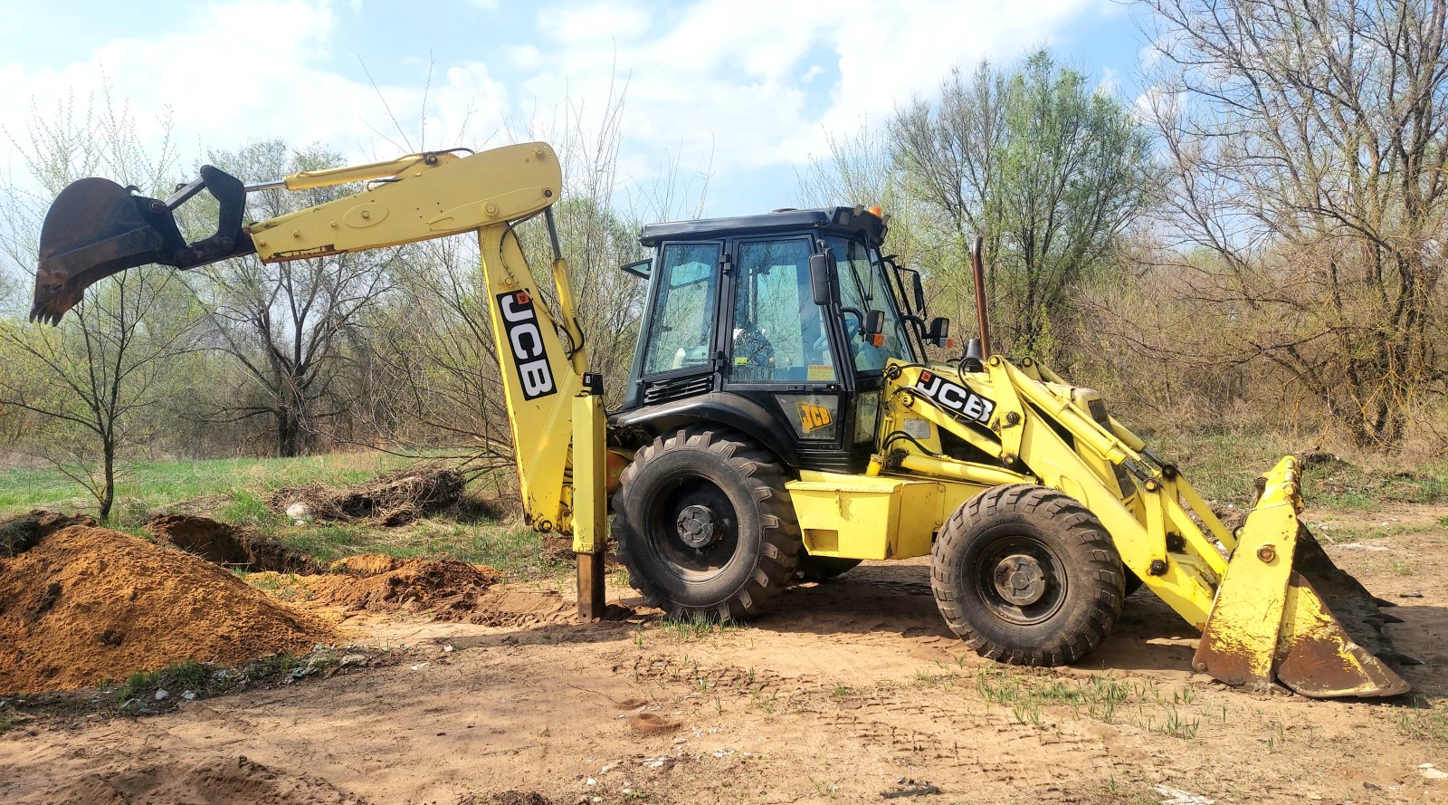 Услуги Экскаватора Погрузчика JCB 3CX