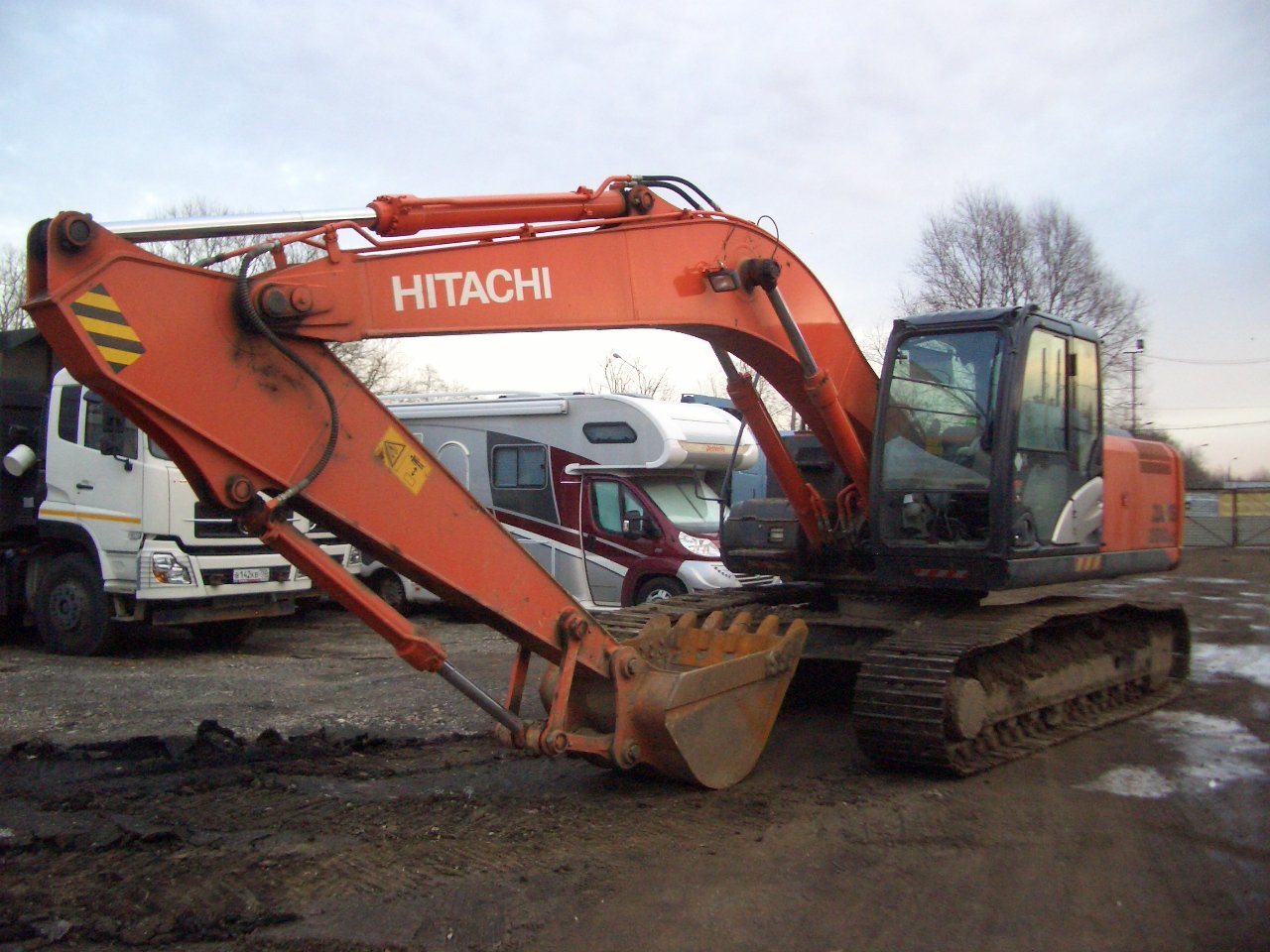 Экскаватор Hitachi гидромолот, крашер бетонолом
