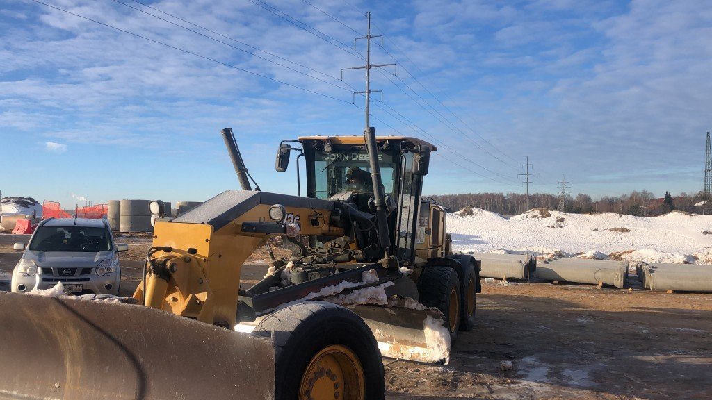 Аренда автогрейдера J. Deere 772 19т