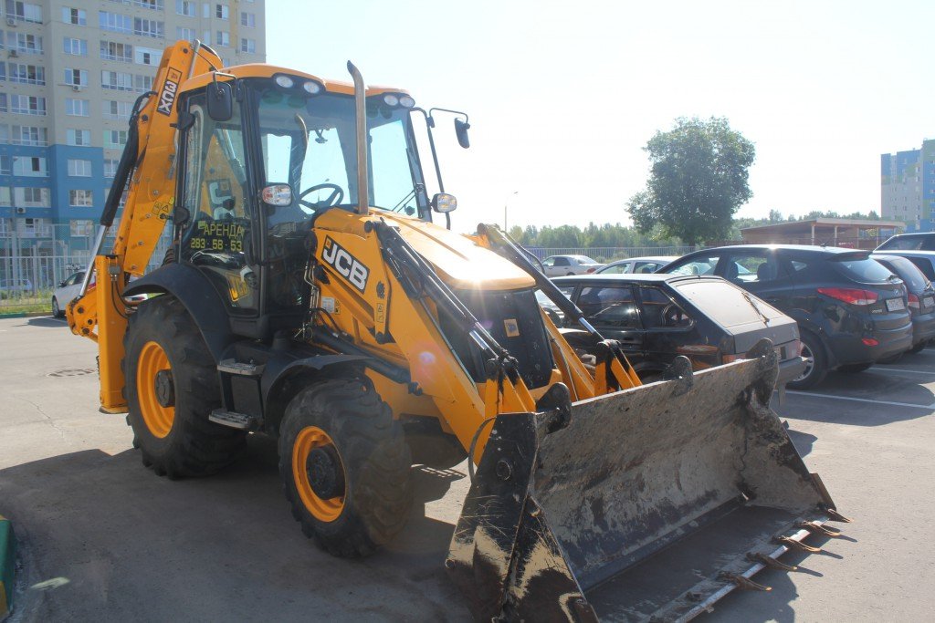 Аренда экскаватора-погрузчика JCB 3CX