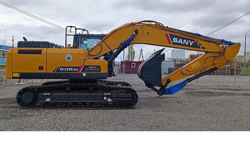 В аренду мощный гусеничный экскаватор SANY SY225C NLC
