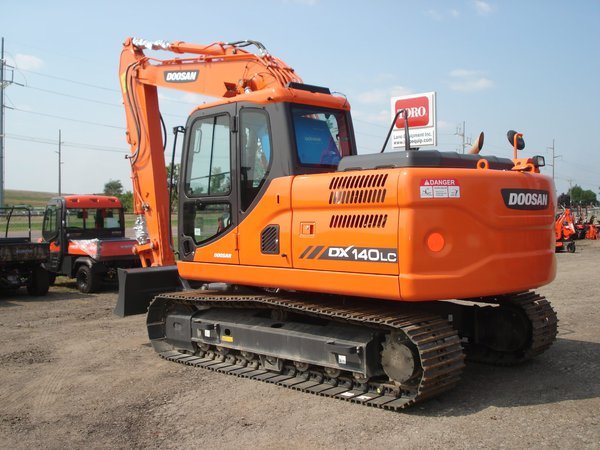 Аренда экскаватора с грейфером Doosan
