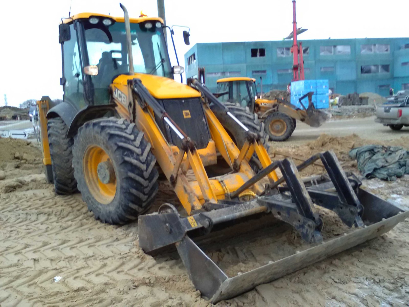 Экскаватор погрузчик JCB 3 CX с гидромолотом