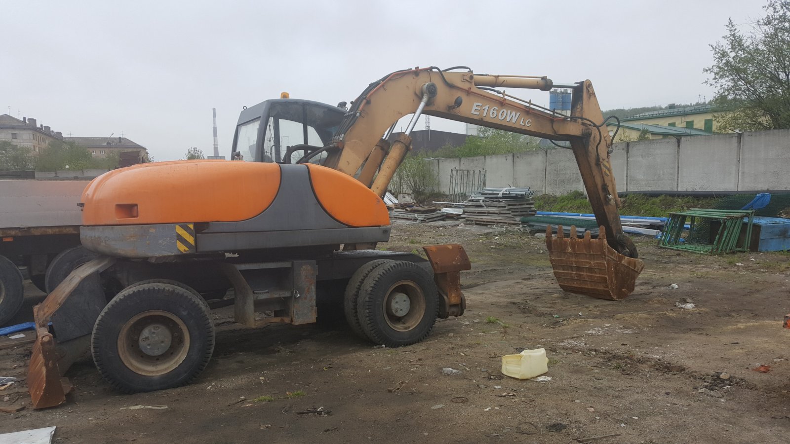 Продажа экскаватора EXMACH E160W по остаточной цене срочно