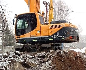 Аренда колесного экскаватора Hyundai 210w-95 полноповоротного