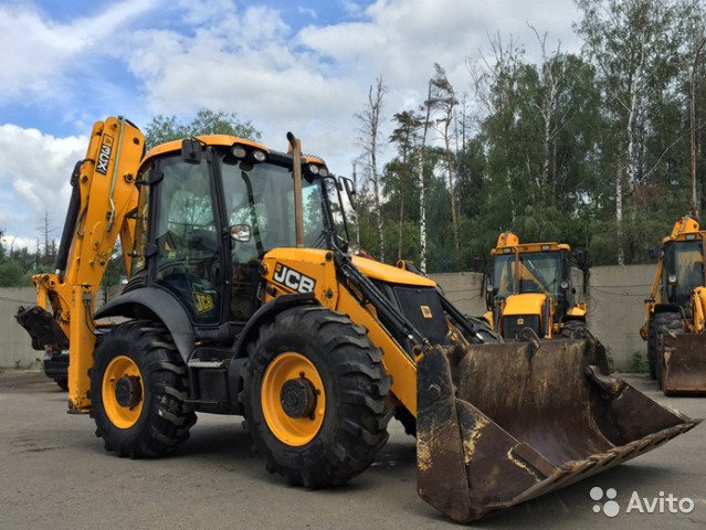 Аренда экскаватора погрузчика JCB 3CX Super с гидромолотом