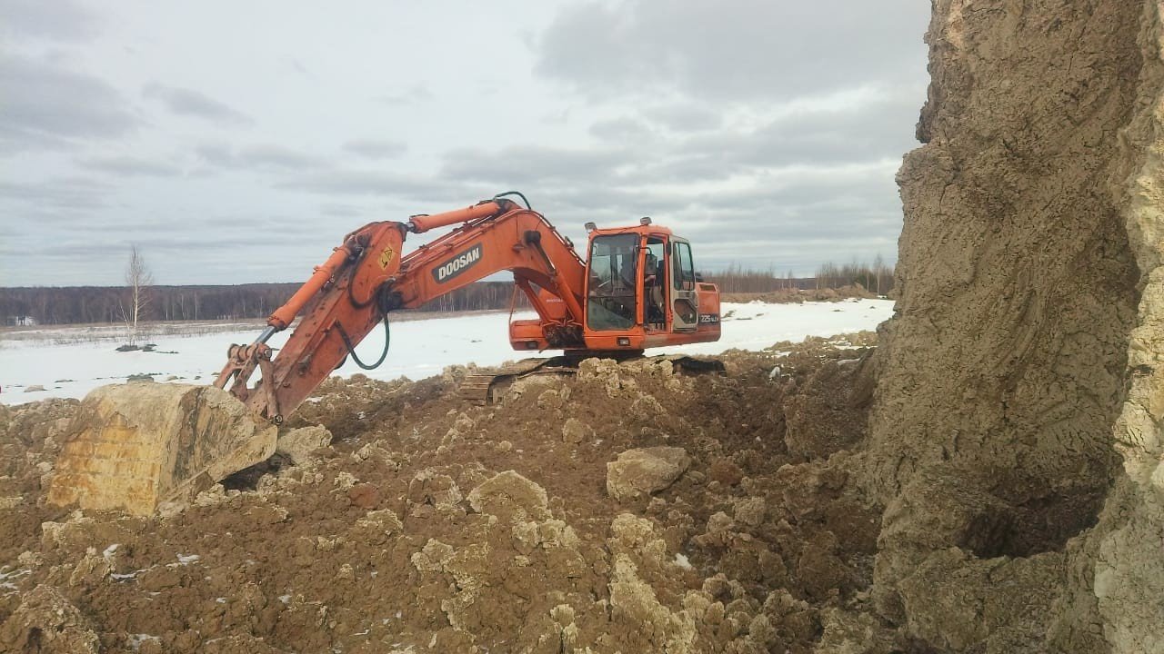 Аренда гусеничного экскаватора DOOSAN 225