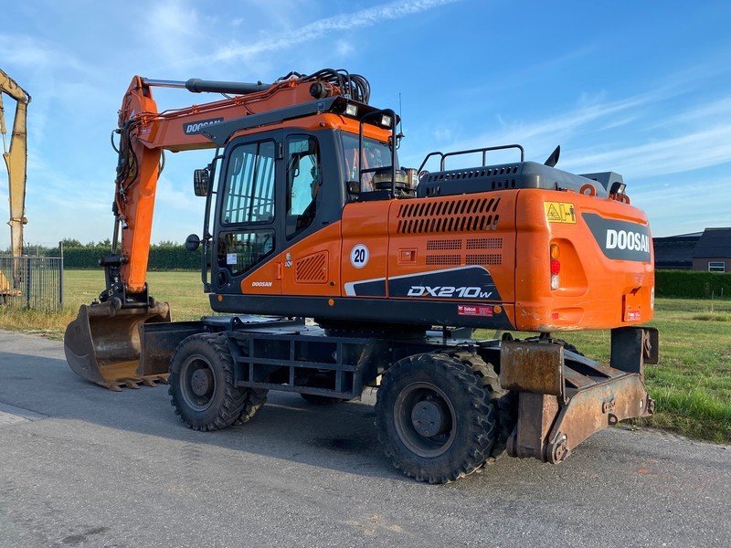Аренда экскаватора колесного Dооsаn DX 210 w