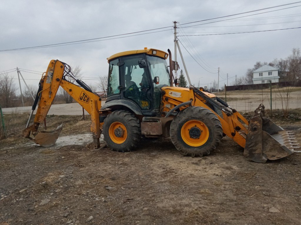 Экскаватор-погрузчика JCB 3CX. Планировка