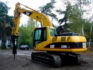 Услуга гусеничный экскаватор с гидромолотом