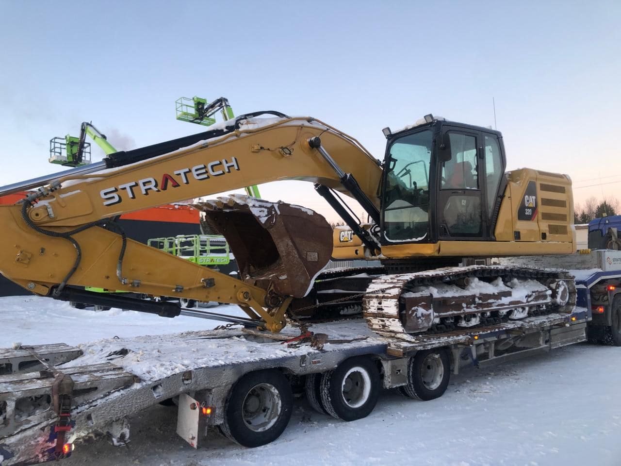 Экскаватор гусеничный Caterpillar 320 (2561)