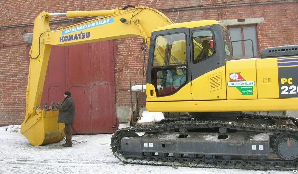 Аренда экскаватора гусеничного Komatsu PC-220 1 м3